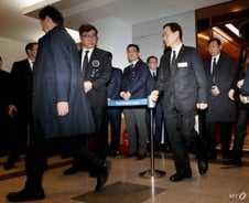 신격호 눈 감자 갈등 그쳤다…아들간·형제간 '빈소 화해'