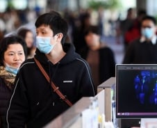 춘절 맞아 입국한 中 여행객, 우한폐렴 확진…"접촉자 확인중"