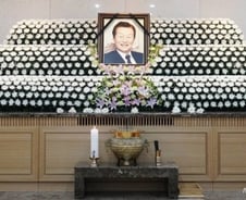 이재현·허영인 등 유통업계 총수들, 故 신격호 회장 애도