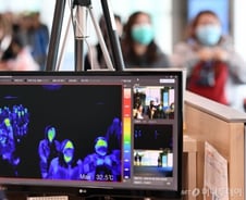 [르포]'우한 폐렴 불안' 공항 곳곳 마스크 쓴 관광객들