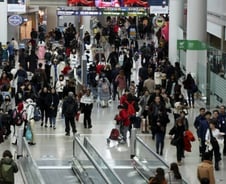 면세업계, 우한 폐렴 '비대위' 가동…"장기화땐 따이궁 발길도…"