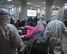 4000명 넘어선 우한 폐렴, 중국 전역서 사망자 속출