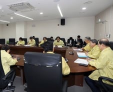 교육부 "우한폐렴 확산 우려에 학교 단체활동 가급적 자제"