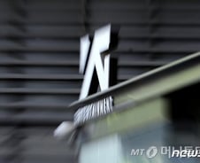 추문 딛고 반등하던 엔터주, '신종폐렴' 날벼락에 우수수