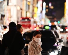 우한 안간 日버스기사, 중국 관광객 태웠다가 감염