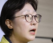 '신종코로나' 확진자 접촉자 '369→387명' 증가(종합)