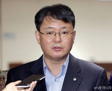 윤면식 부총재 "신종 코로나發, 기준금리 인하 기대 일러"