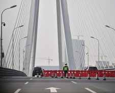 못믿어·오지마…신종코로나 '자발적 쇠창살'中주민들