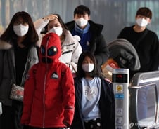 30분마다 손씻기…'신종코로나' 확산에 공항식당가 긴장