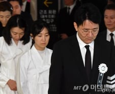 결국 터진 '남매의 난'…한진칼 경영권 표대결 승자는 