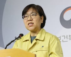 '신종 코로나' 1일 2시 기준 '확진 12명'…"70명 검사중"