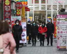 신종코로나 확산…與 "초당적 협력" 野 "방역참사에 권력개편 시도"