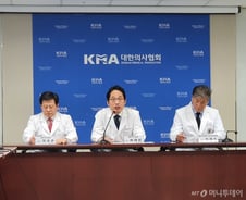 의협 "후베이성 봉쇄 부족…中 전역으로 확대해야"