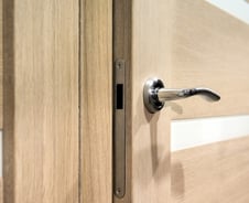 신종코로나, 문고리·키보드 통해서도 전염