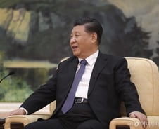 구호물품 현장 아닌 상부 전달 등…"中 공직자들 해임"