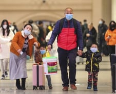 야전병원 구축…美 "신종코로나 대유행 대비"