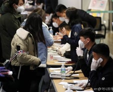 홍콩·마카오도 '특별입국절차' 실시…제3국 검역 강화