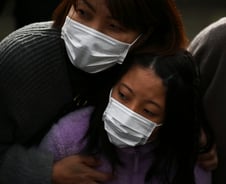 日 하루만에 8명 확진…"어디서 감염돼도 안 이상한 상태"