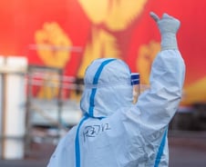 [속보]中 코로나19 확진자 2048명↑…누적 7만548명