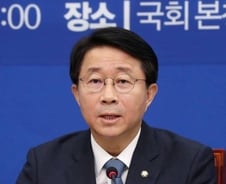 민주당, 코로나 발생 한달…"개별소비세 인하 등 총동원"