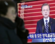 정부, 오늘 코로나19 '심각' 단계로 올리나