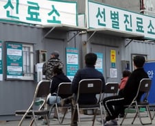 코로나19 확진자 107명…밤 사이 제주·광주·전주서 발생