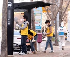 코로나19 따뜻해지면 괜찮다더니…홍콩·싱가포르·이란은 왜?