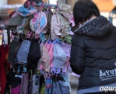 '코로나 비상' 소상공인에 마스크 35만개 긴급지원