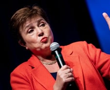 '코로나'여파…IMF, 中성장률 5.6%·세계 3.2%로 하향