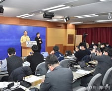 부산 코로나19 확진 38명으로 급증…온천교회 관련 확진 22명