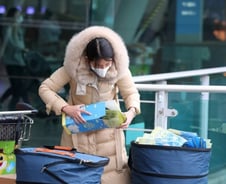 타도시 마스크 가로챈 中지방도시 서기 해임