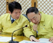 몰려오는 중국 유학생, 방역비 15억 인건비 25억