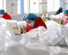 중국의 '적반하장'...'한국인 입국제한' 나선 칭다오