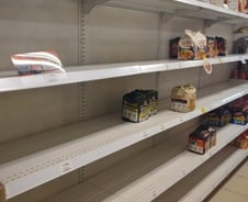 피난 준비처럼…'코로나19' 비상식량 사재기