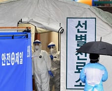 "대구 신천지 유증상자 1193명 검사 완료, 80% 이상 확진일 수도"