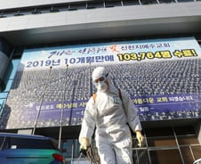 '30명 감염' 이스라엘 성지순례단도 신천지가 원인이었다