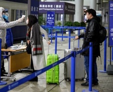 중국 최초로 역유입 코로나 환자 확인…이란발 항공기 승객