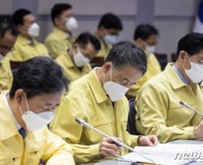 첫 확진 39일 만에 2000명 넘었다…코로나19 환자 '2022명'