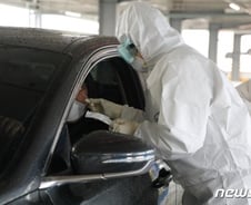 '코로나19' 한국 7만명 검사했는데…미국은 달랑 445건?