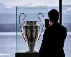 코로나19에 챔스-유로 취소되나? UEFA, 긴급 회의 연다