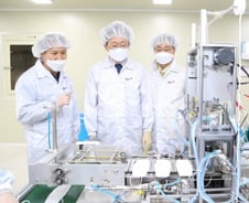 국세청장까지 뛰어간 마스크 제조현장