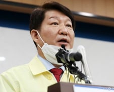 '확진자 3000명' 대구시장 "의료인 총동원령이라도…"