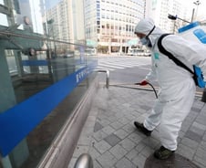 강남구 코로나19 확진자 2명 추가… 확진자 동료