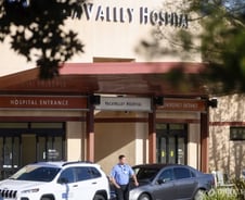 미국 코로나 확진자 100명 달해 -CNN