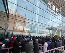 "아들아! 마스크 350만개다"…"15배에 팔았습니다"