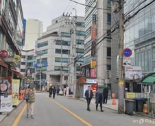 재택근무에 점심손님도 '텅텅'…깊어지는 식당의 한숨 