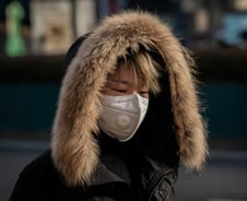 의료용 마스크 6배 폭등…WHO "생산 늘려달라" 호소