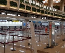 [르포]한일 하늘길 끊긴 김포공항, 국제선 사실상 ‘셧다운’