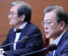 [단독]文대통령 '타다' 거부권 안한다…"금지법 아냐"
