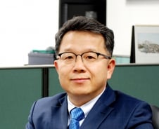 [기고]광화문광장에서 민주주의를 보다